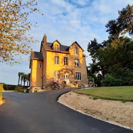 La Garenne Bed & Breakfast Bricquebec ภายนอก รูปภาพ