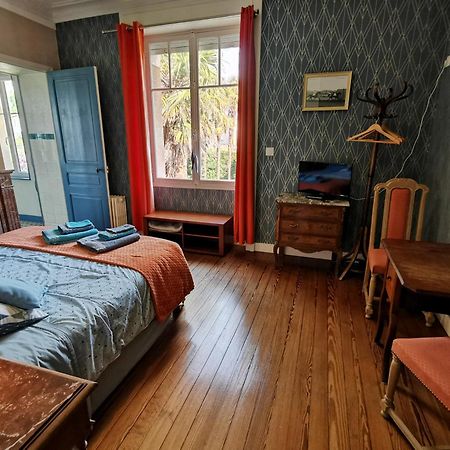 La Garenne Bed & Breakfast Bricquebec ภายนอก รูปภาพ