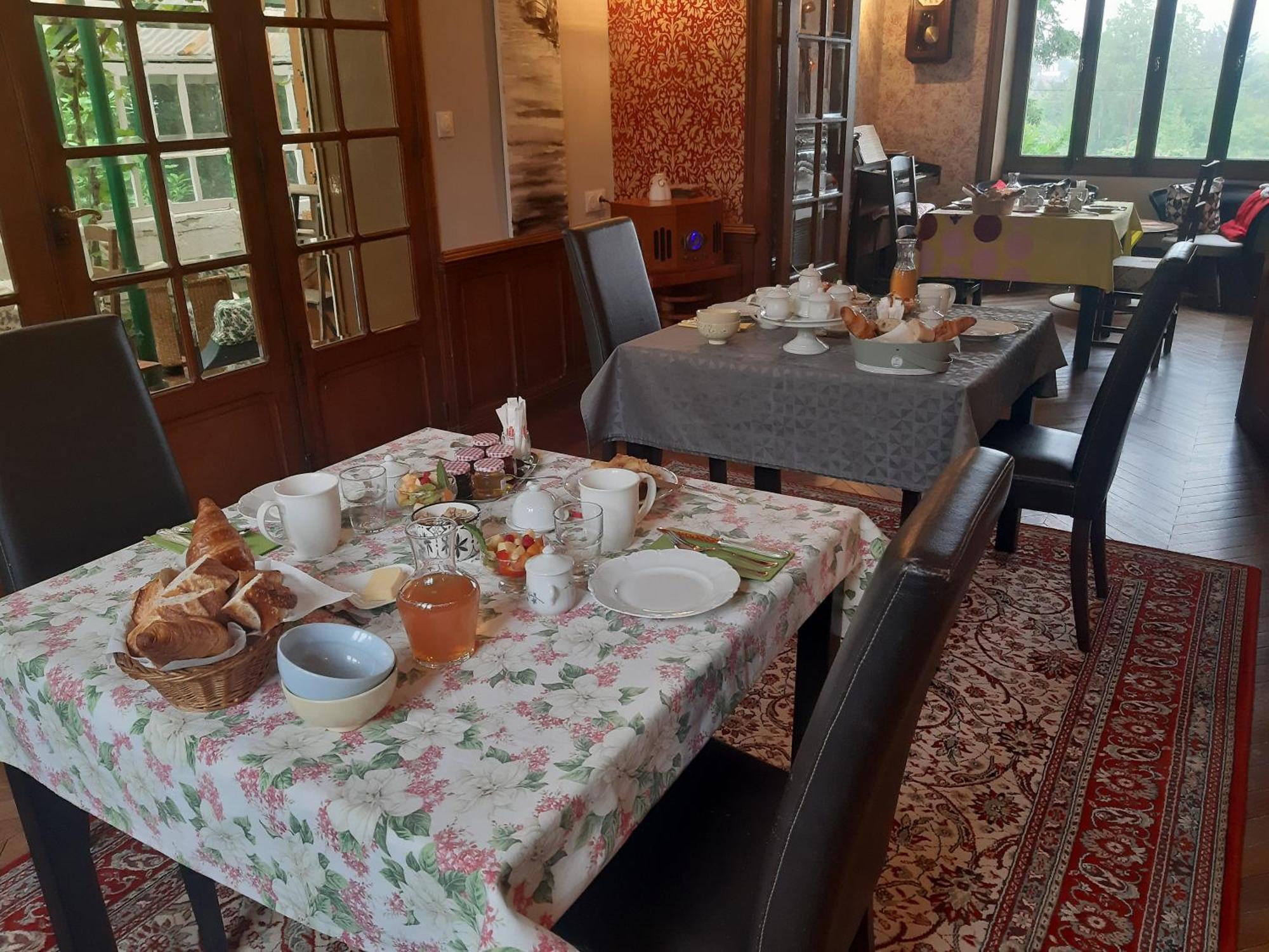 La Garenne Bed & Breakfast Bricquebec ภายนอก รูปภาพ