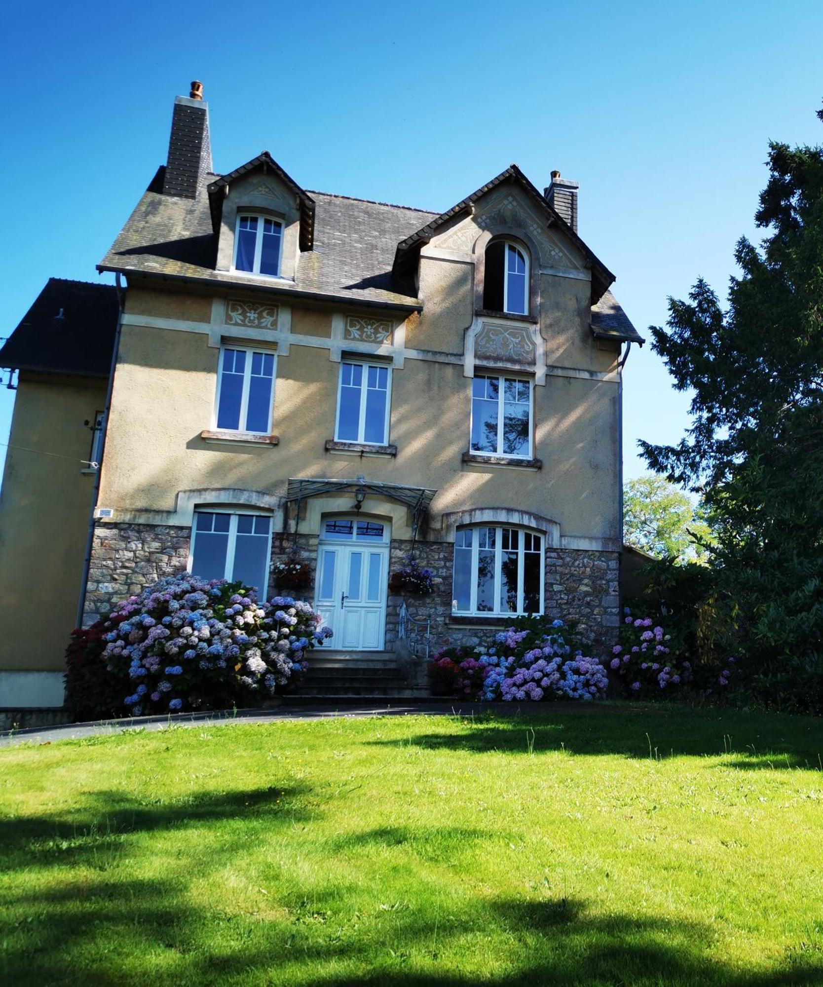 La Garenne Bed & Breakfast Bricquebec ภายนอก รูปภาพ